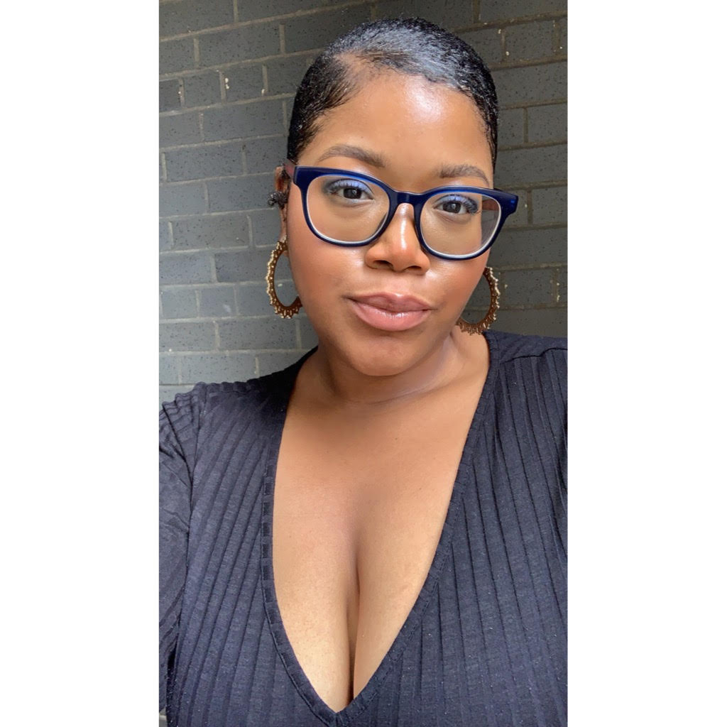 I want someone who wants to lace their fingers in mine and bind themselves to me