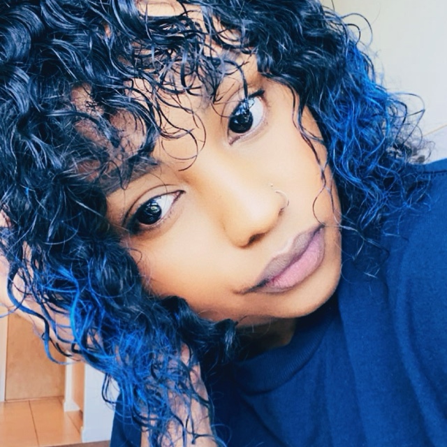 I went from that to “Omg I miss having my huge thighs to oh I want a flat tummy because everyone’s saying it’s the in thing 🙄 to I need to hit that 160lbs squat tomorrow