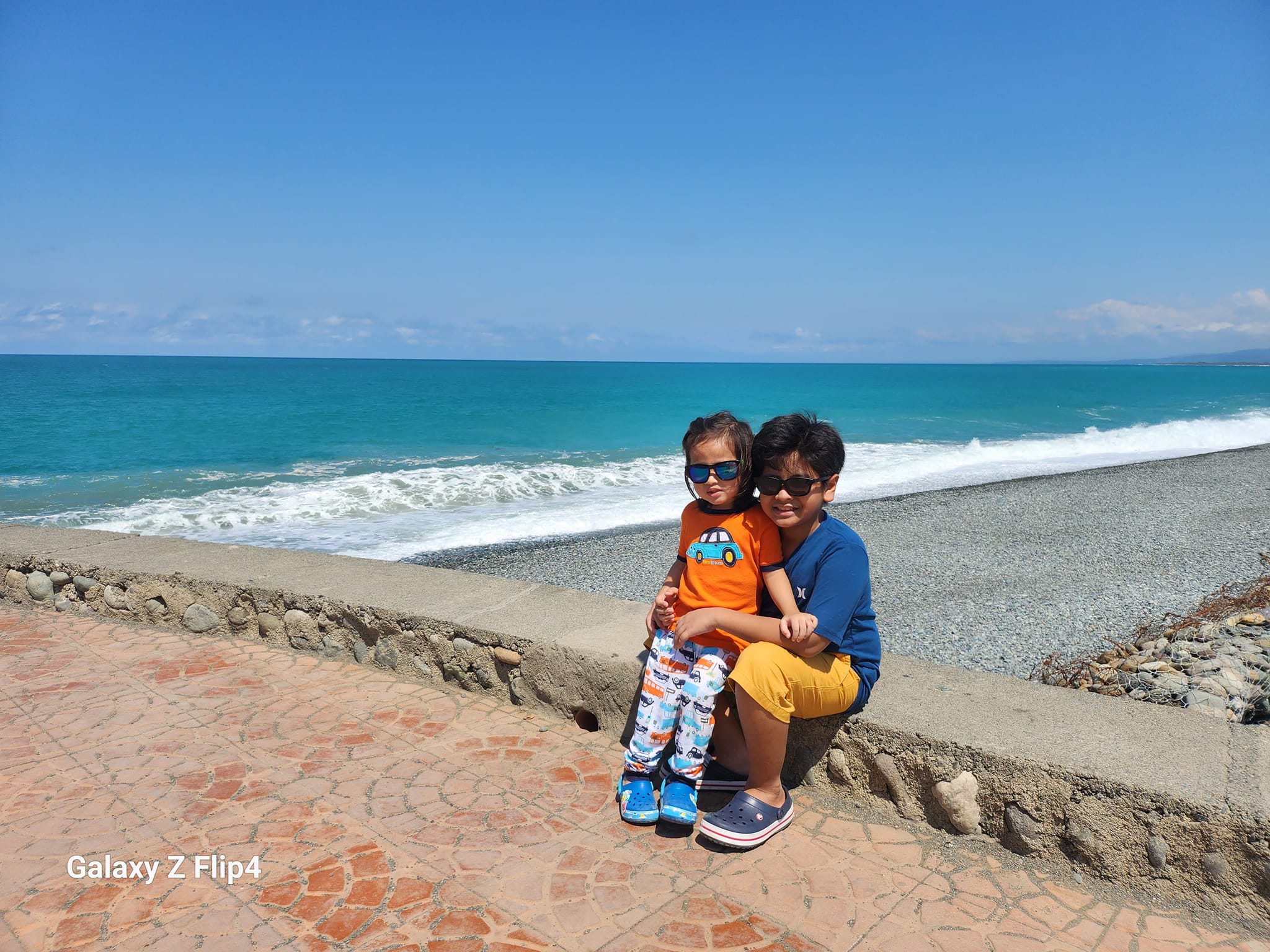 I want to be an electric engineer or […] an architect when I grow up